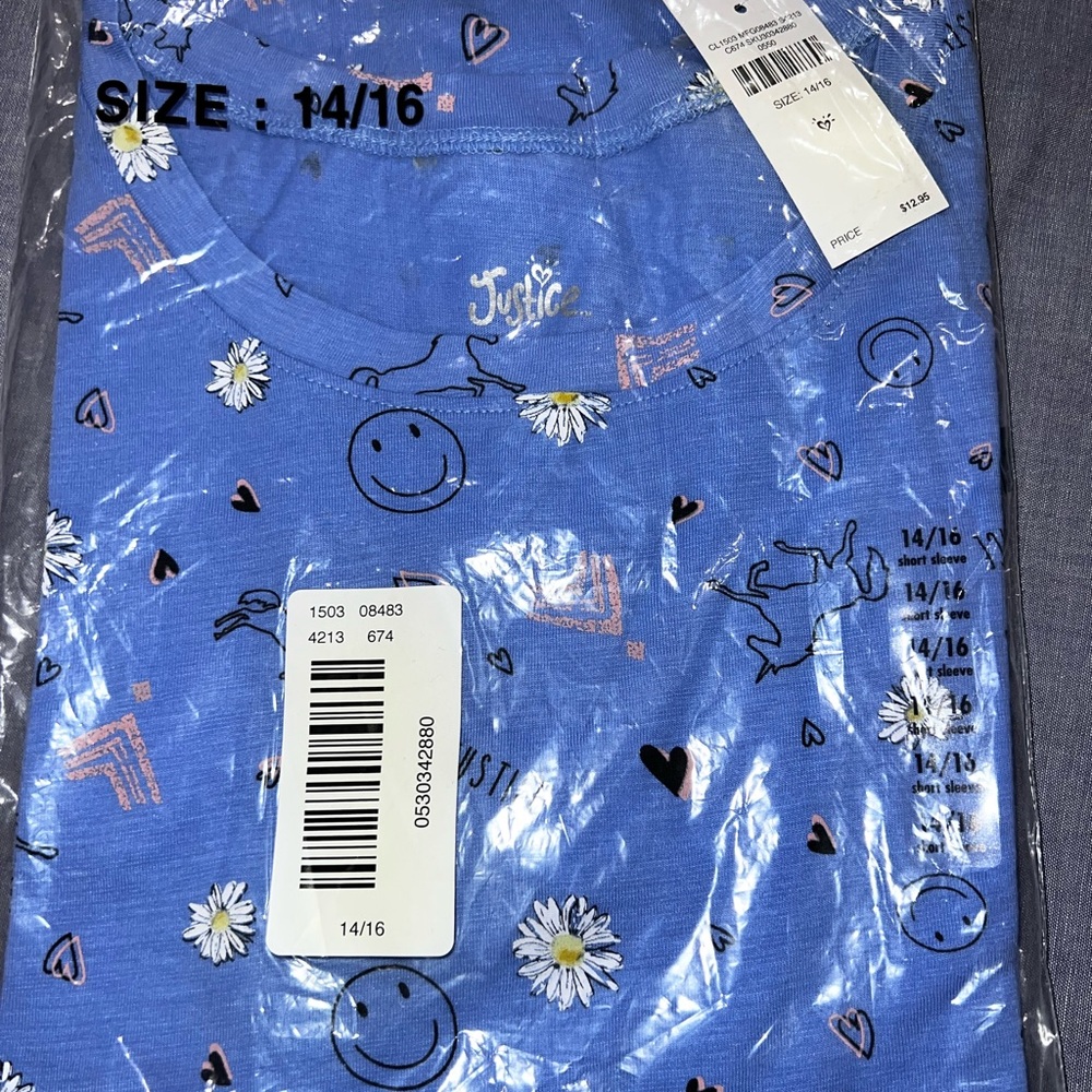 Kids size 14/16 never worn Justice Brand